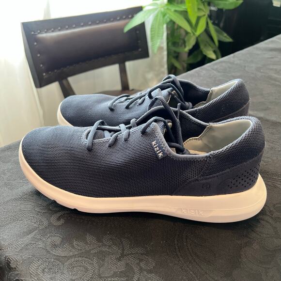 Kizik slip on navy blue unisex shoes men 10.5 women 12 - Picture 8 of 12
